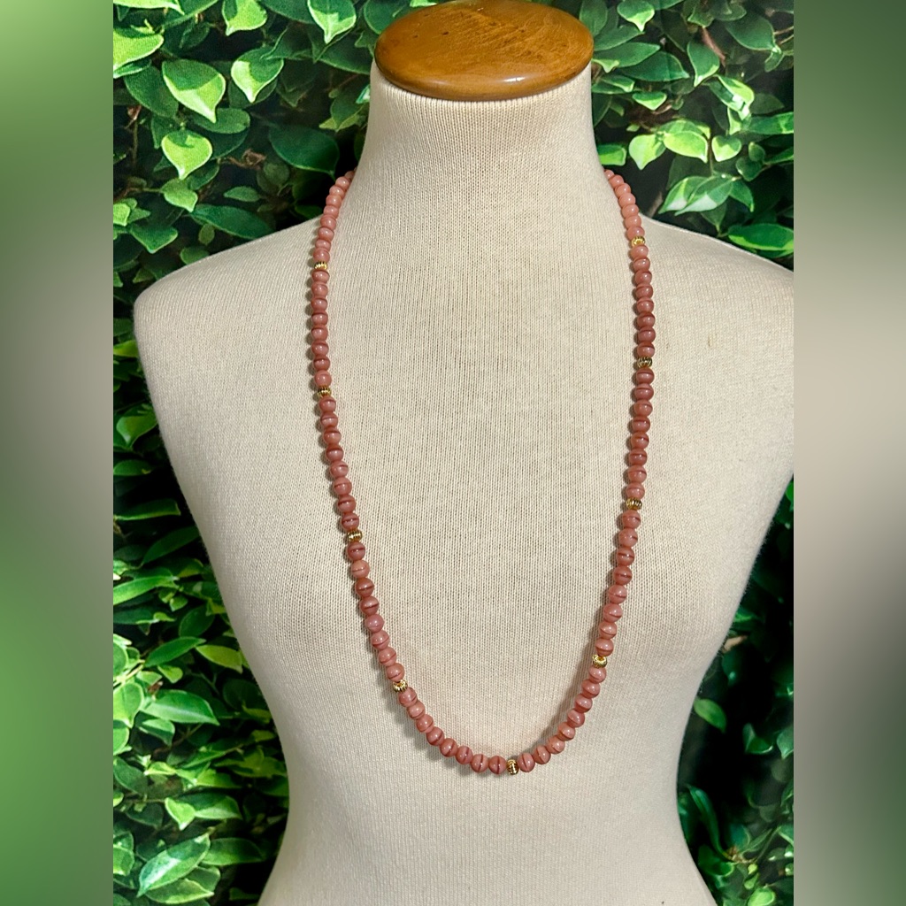 Vintage Pauline Rader Moonstone Beaded Necklace Peach Pink Gold Tone